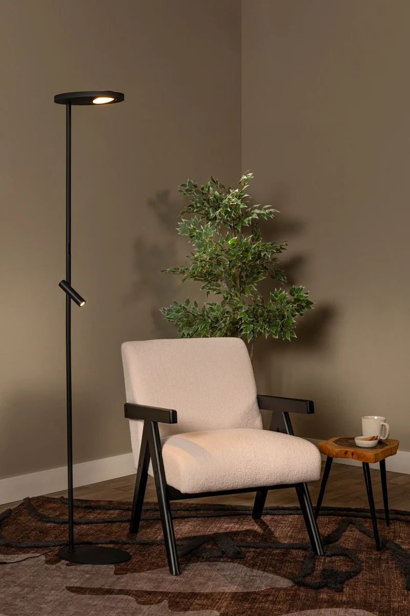 LED-Stehleuchte Ortolan dimmbar mit CCT 177cm
