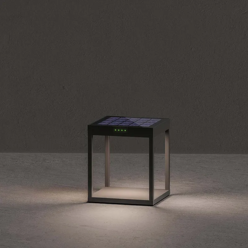Klewe Radia Akku-Solarleuchte für den Garten (204 x 204 mm)