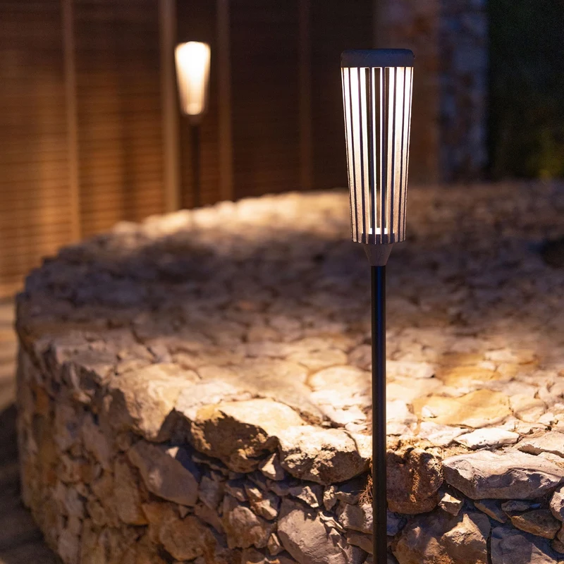 Les Jardins Solar-Wegeleuchte Tecka höhenverstellbar H 137cm Grau aus Teakholz