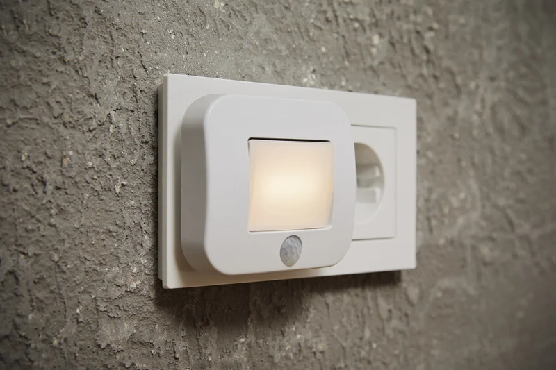OSRAM LUNETTA HALL SENSOR LED Steckdosen Nachtlicht 2er Pack
