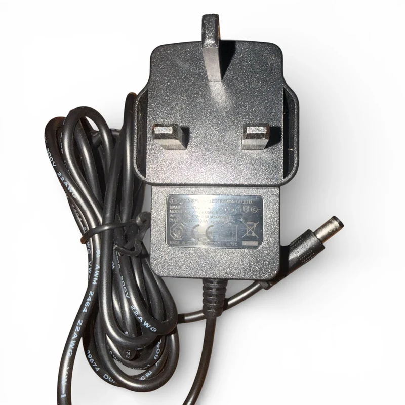 24V 0,5A UK Stecker Netzteil – XING YUAN XY-2400500-B – 12W – DC 5,5x2,1mm – Sompex 78898e