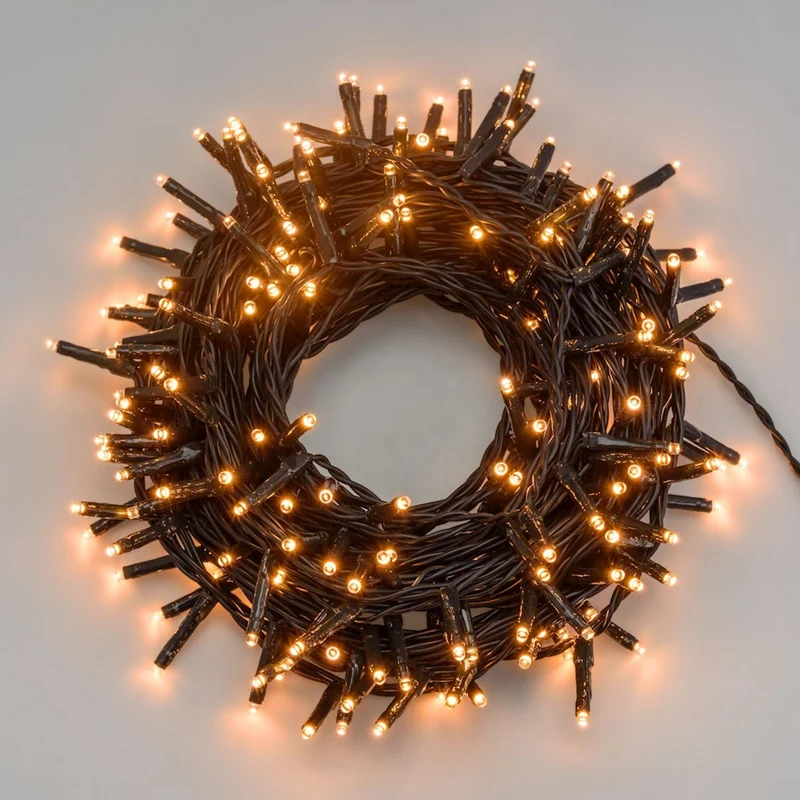 LED-Lichterkette Außen und Innen, IP44