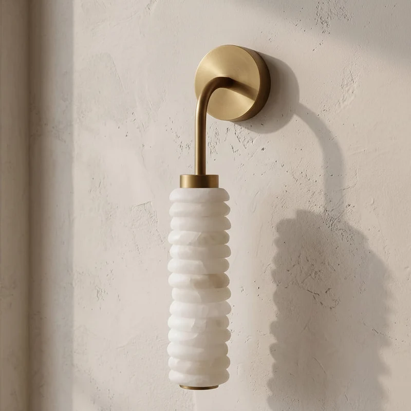 Single Alabaster Wall Sconce | Brass | CLSUPQ76