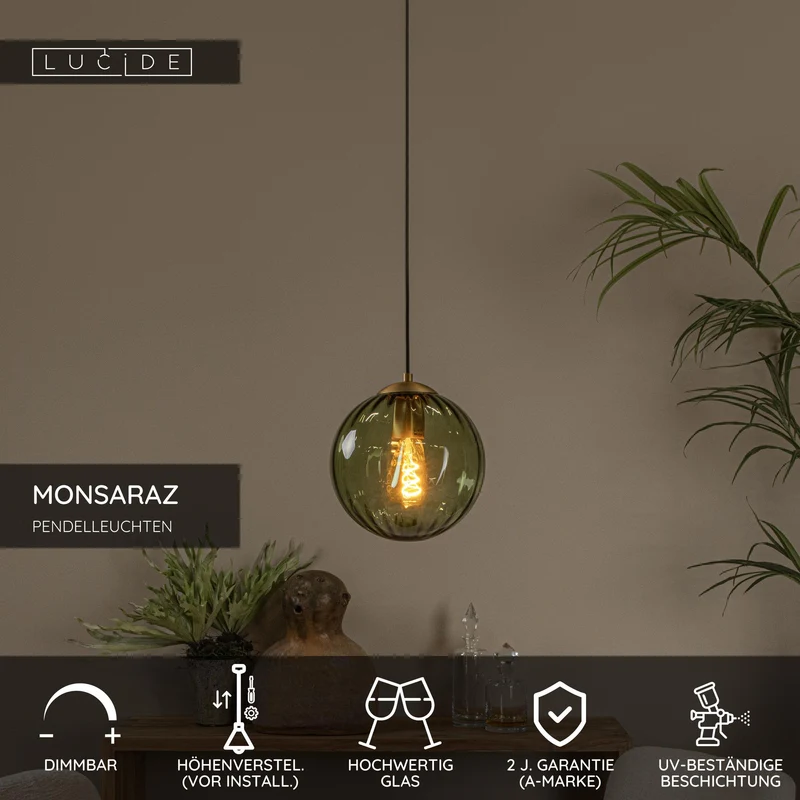Pendelleuchte Monsaraz mit kugelförmigem Glasschirm