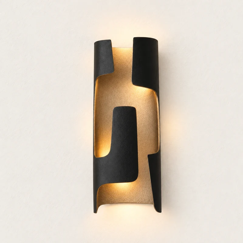 Patinated Curved Wall Sconce | CLRONF502