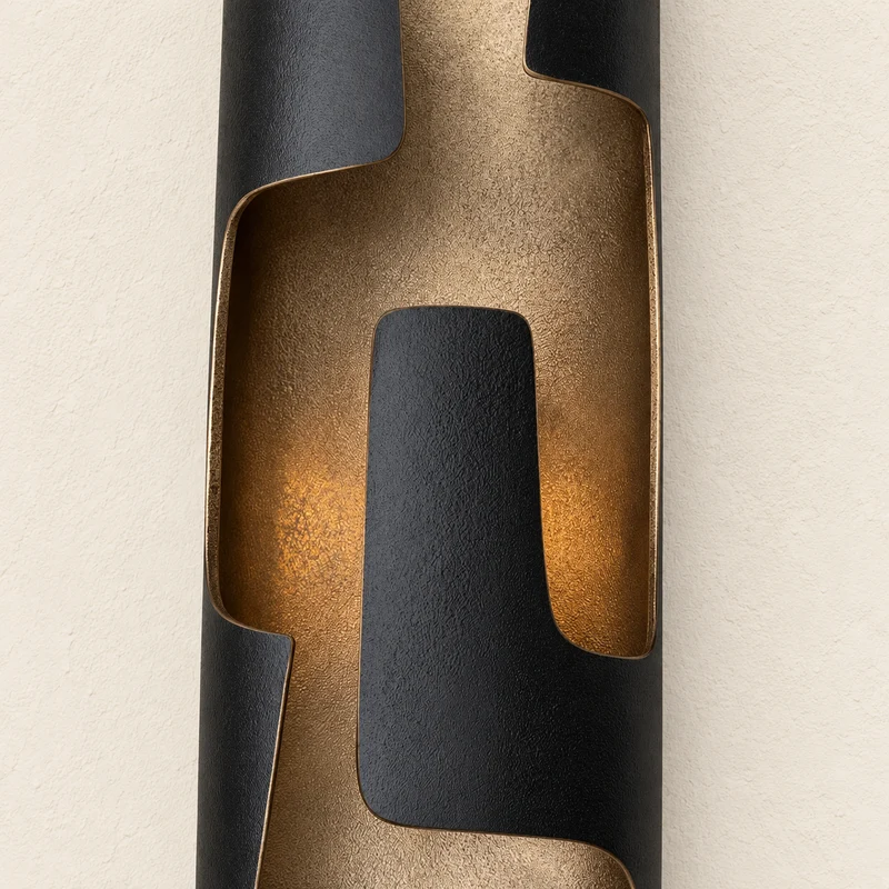 Patinated Curved Wall Sconce | CLRONF502