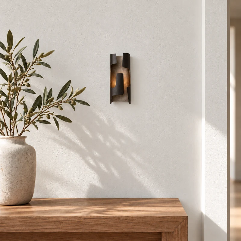 Patinated Curved Wall Sconce | CLRONF502