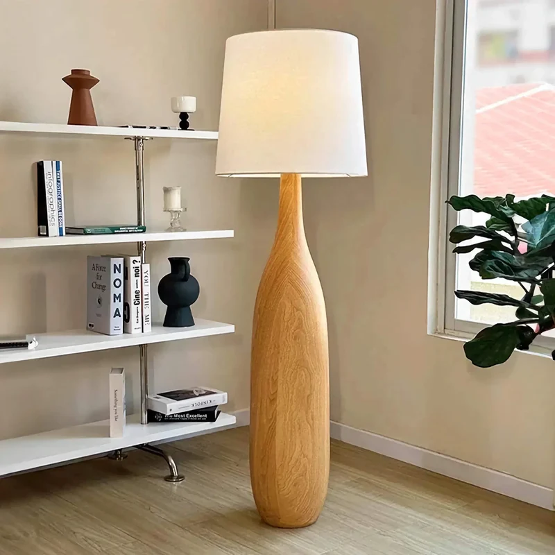La Quercia Floor Lamp | Woodgrain Resin | CLQUE145