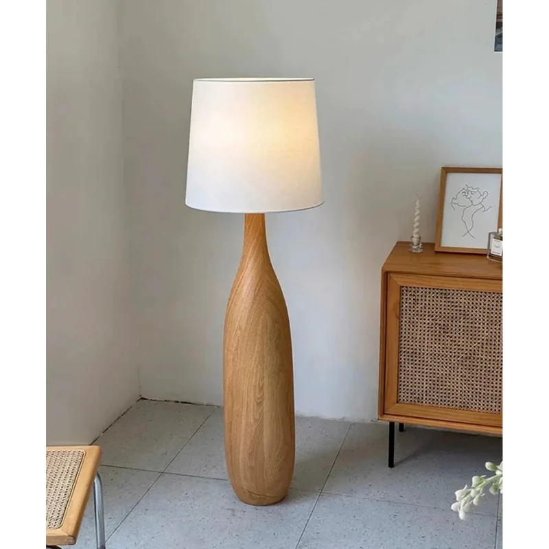 La Quercia Floor Lamp | Woodgrain Resin | CLQUE145