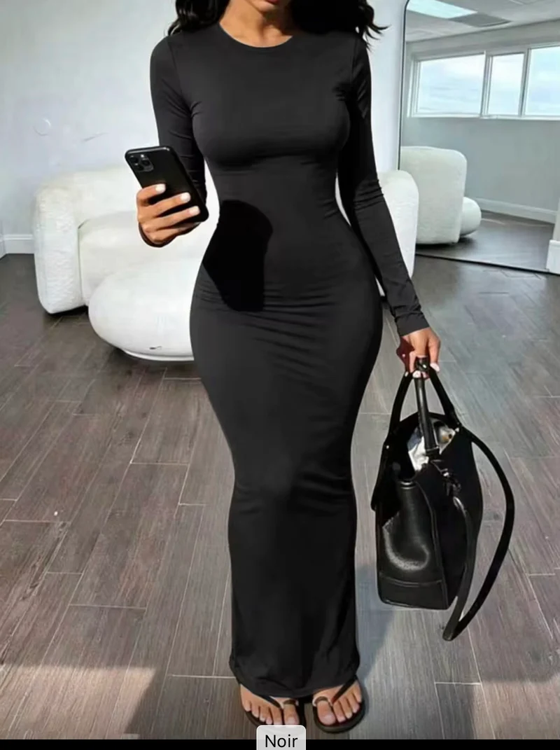 Robe Slim BASIC – Chic & Confort