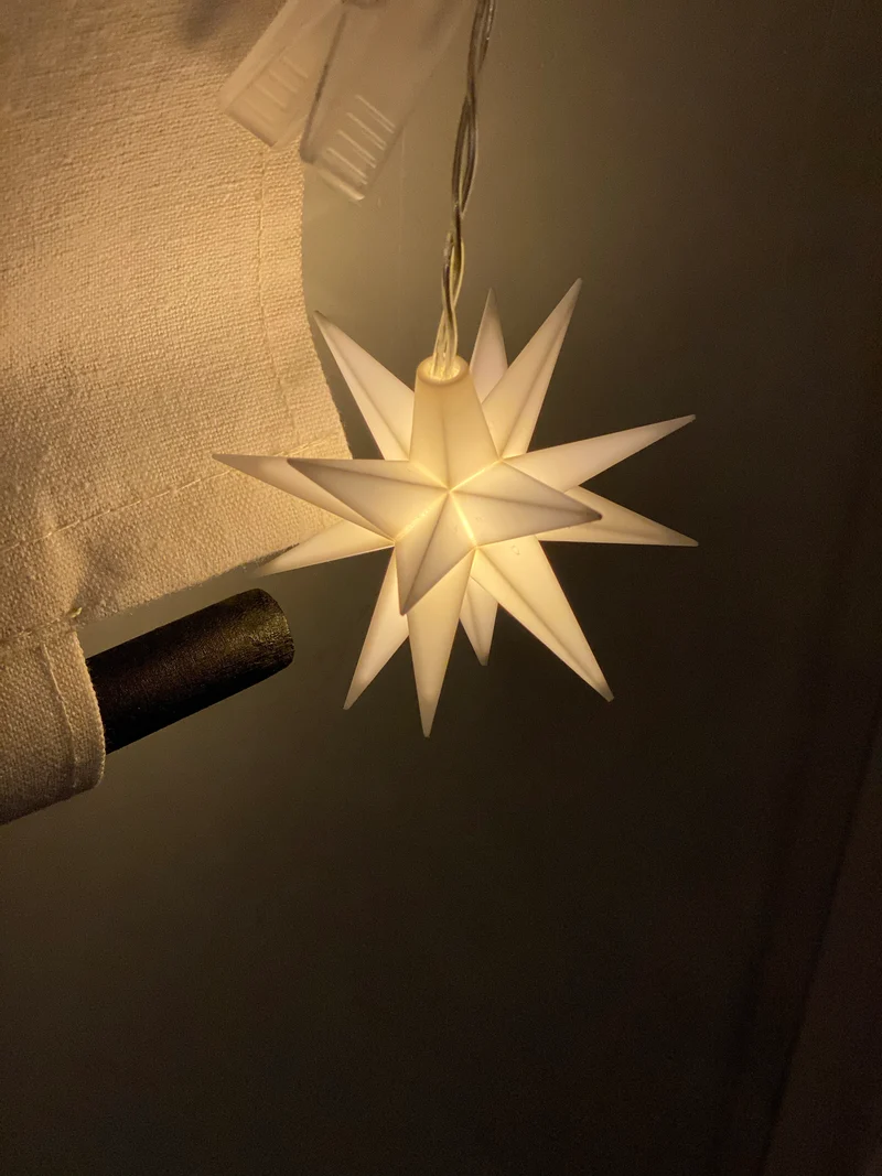 9er Sternen-Lichterkette 8 cm weiß für innen und außen