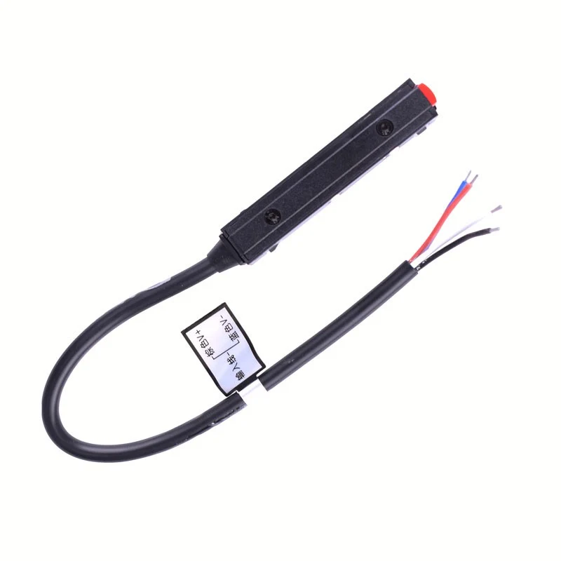 Trano 48V Einspeisung mit 300 mm Kabel für 20 mm Magnetschienen – DALI‑kompatibel, IP20, 90×15 mm, Schwarz