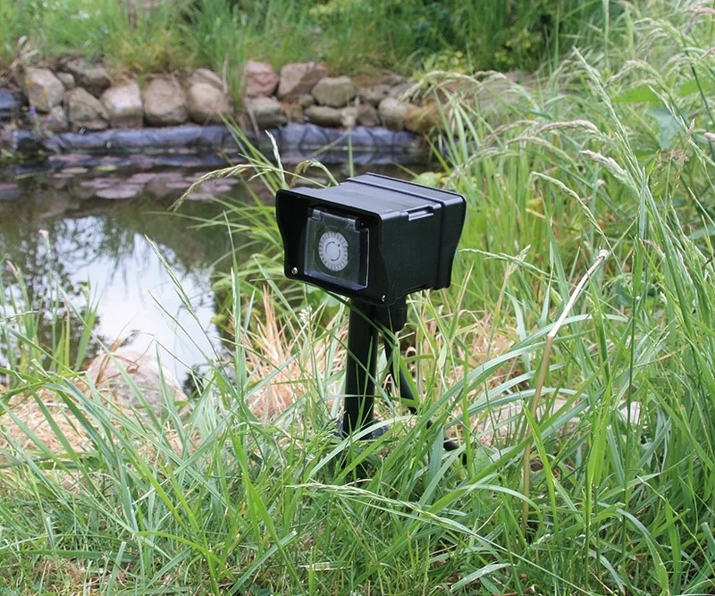Trano Gartensteckdose mit Erdspieß, 2-fach IP44, 10m Gummikabel, Zeitschaltuhr, Outdoor Steckdose 230V, 3680W wetterfest