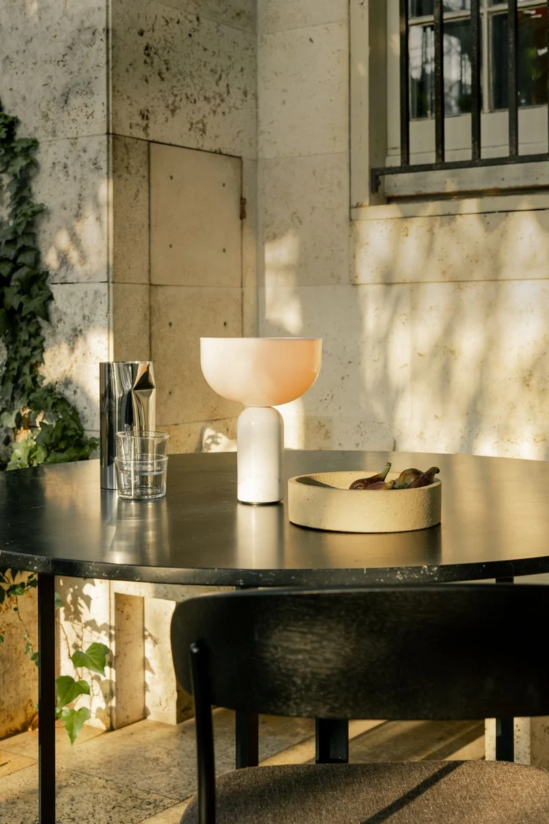 Kizu Table Lamp portable weiß New Works