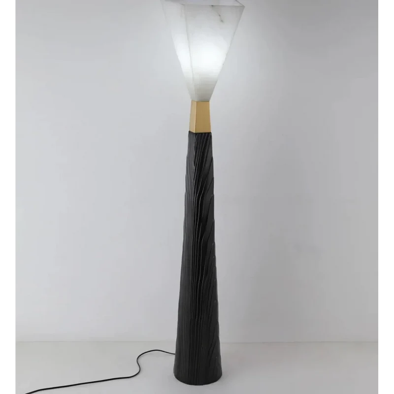 Sculptural Floor Lamp | Black & Gold | CLZX89550
