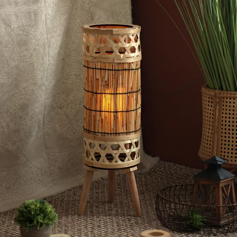 Knitted Bamboo Tower Lamp | Handwoven Lattice | CLND046