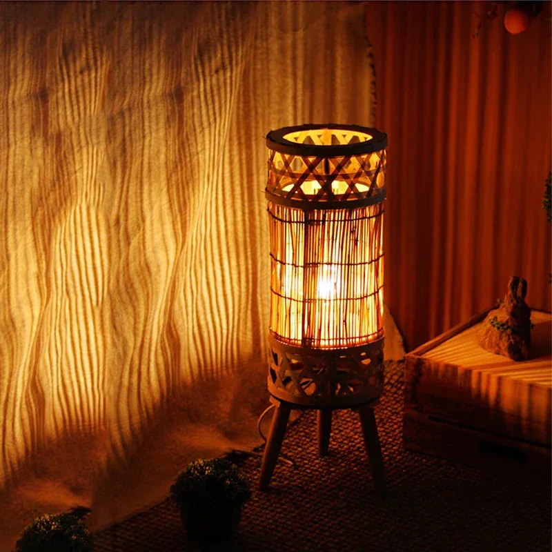 Knitted Bamboo Tower Lamp | Handwoven Lattice | CLND046