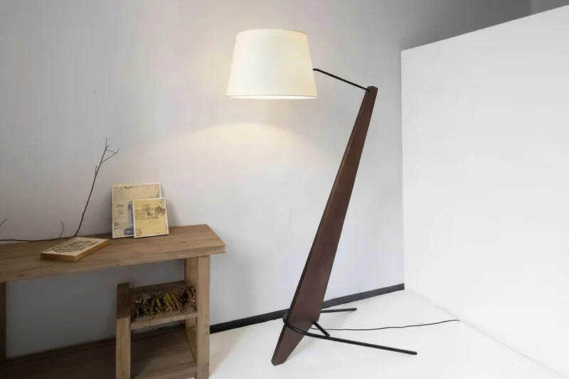 Walnut Floor Lamp | Angled Arm | CLV44402