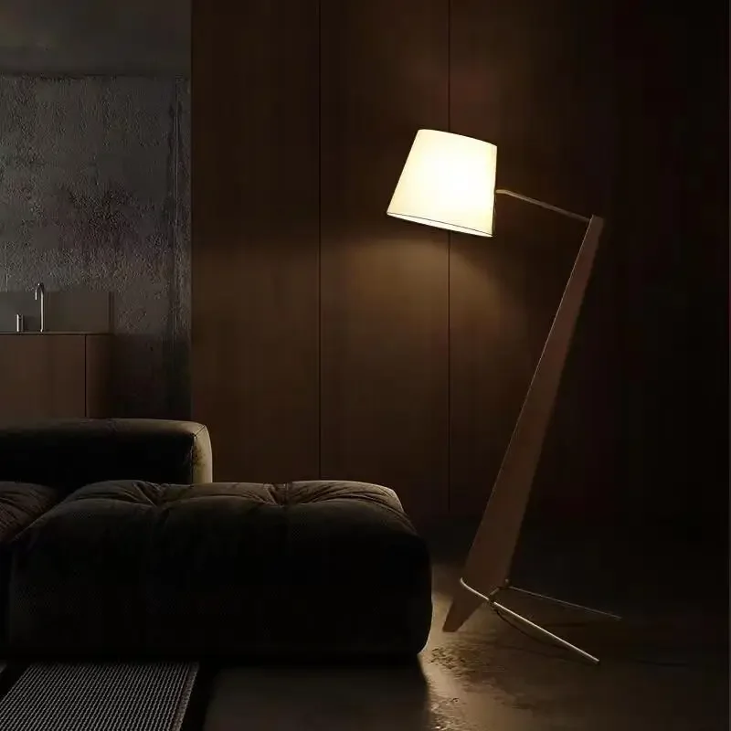 Walnut Floor Lamp | Angled Arm | CLV44402
