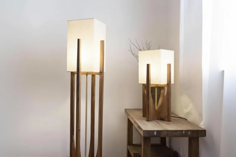 Rustic Wood Floor Lamp | Parchment Shade | CL4255