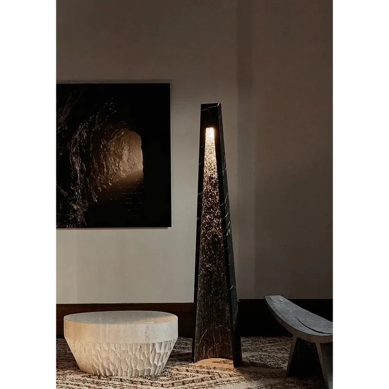 Maestà Marble-Look Floor Lamp | Black | CLUP850M