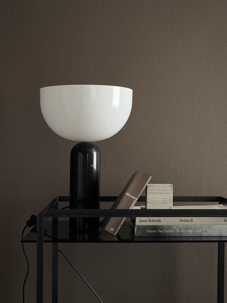 Kizu Table Lamp Marmor schwarz groß New Works