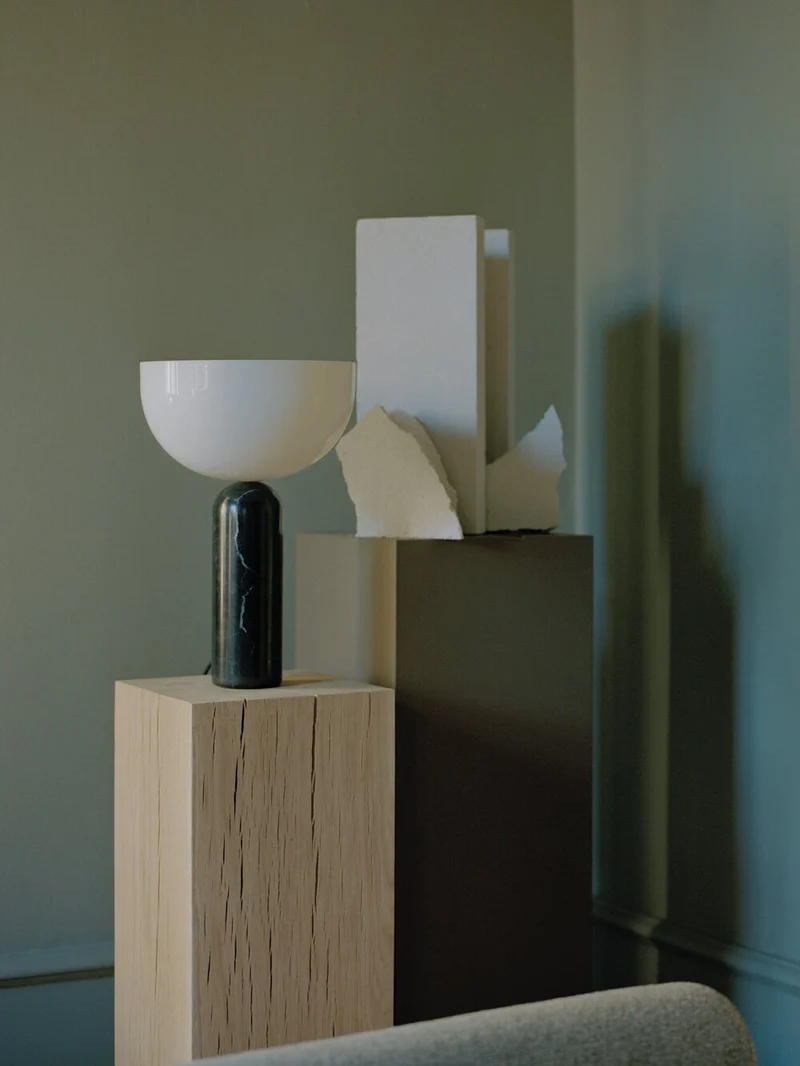 Kizu Table Lamp Marmor schwarz groß New Works