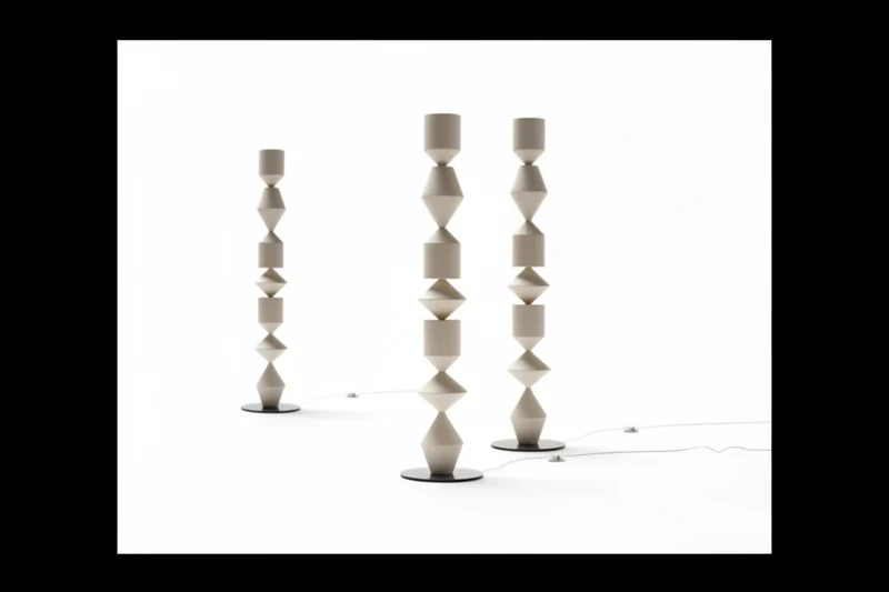 Geometric Iron Floor Lamp | CL855220CM