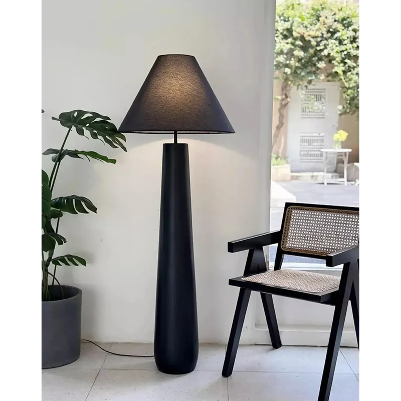 Fungo Bianco Floor Lamp | Resin | CLKP5888
