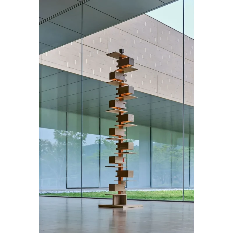 Salita Wood & Iron Floor Lamp | Sculptural Table & Floor | CLND050