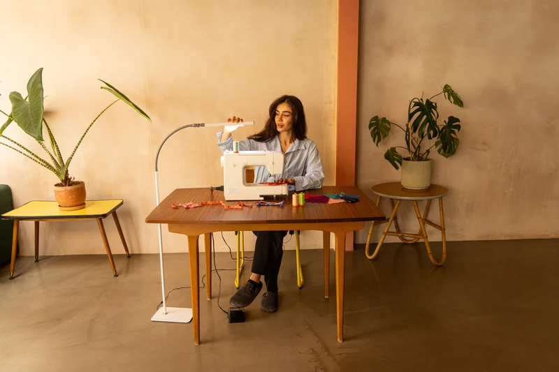 UnoPro Floor Lamp