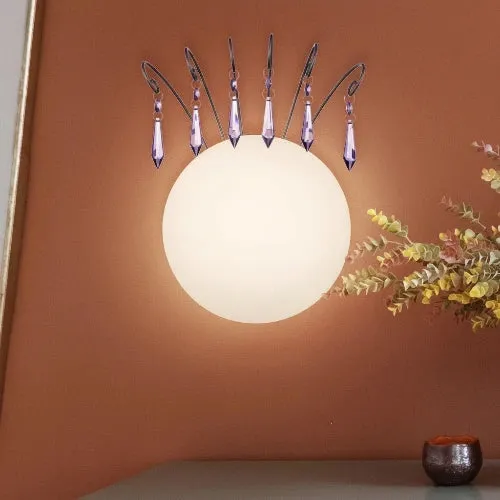 Wandlampe Princess für Mädchenzimmer Glas weiß rund mit lila Kristallen