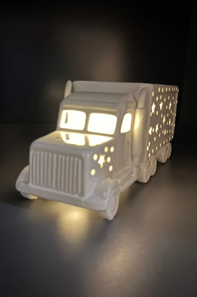 Deko Tiziano Truck LED creme-weiß