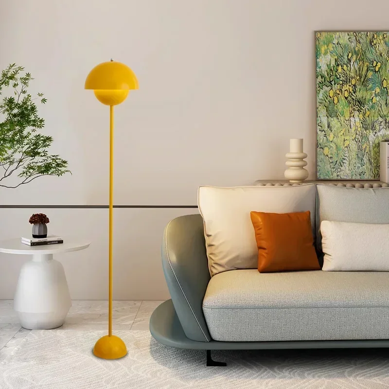 Cremefarbene Keramik Stehlampe für Wohnzimmer und Schlafzimmer
