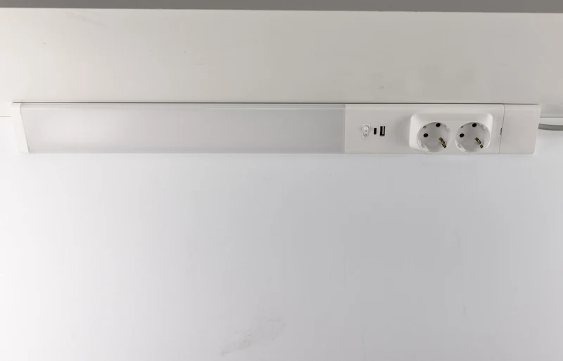 LED Unterbauleuchte weiß mit USB A+C PD, 60cm, Neutralweiß und warmweiß