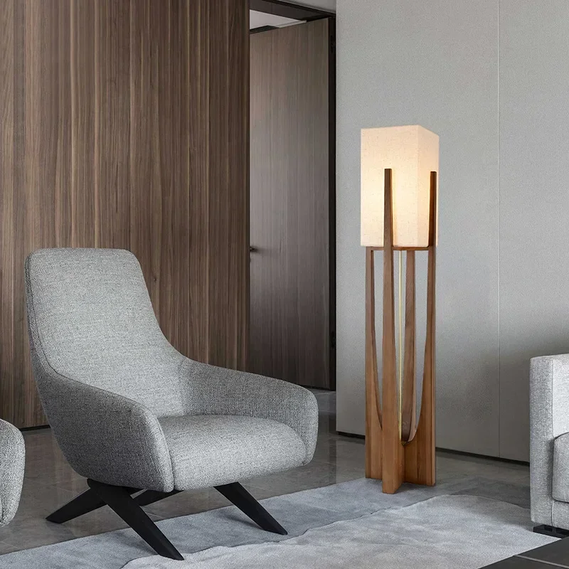 Nordische Holz Stehleuchte für Wohnzimmer, Hotel und Café