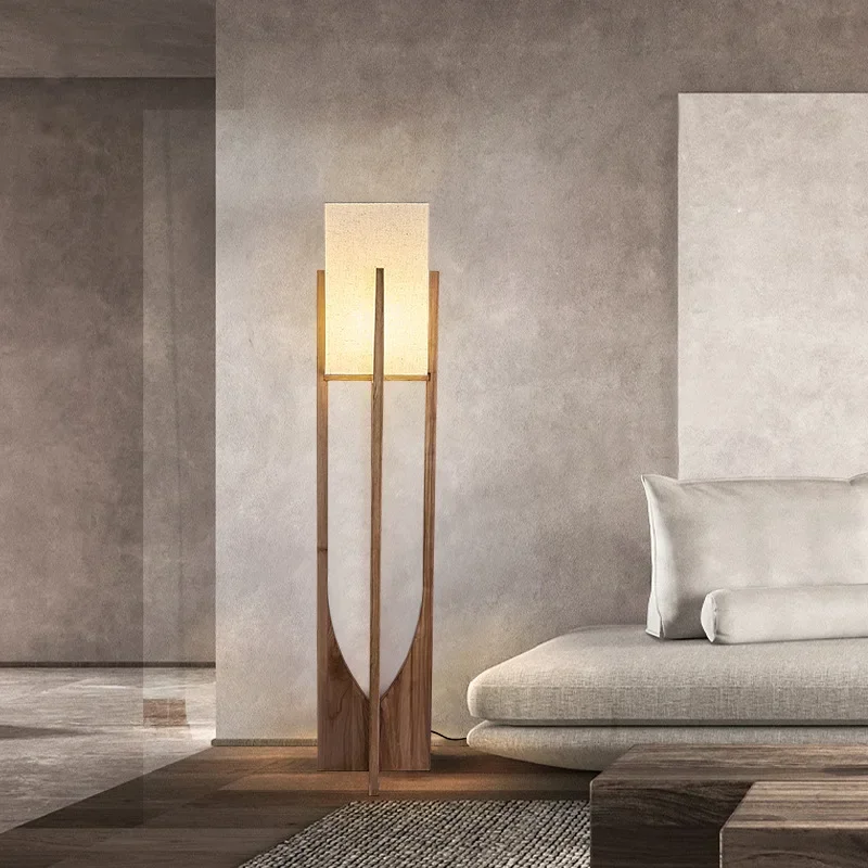 Nordische Holz Stehleuchte für Wohnzimmer, Hotel und Café