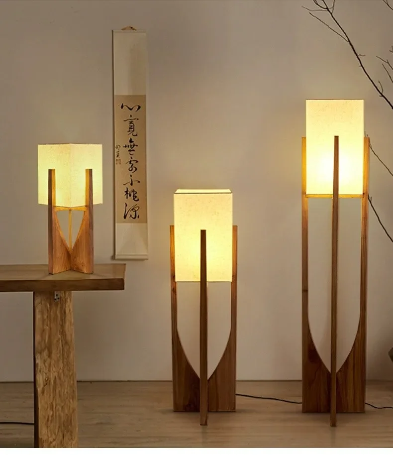Nordische Holz Stehleuchte für Wohnzimmer, Hotel und Café