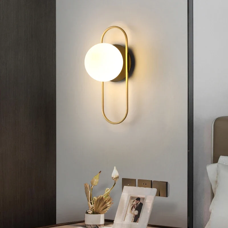 Moderne LED Wandleuchte für Wohnzimmer und Schlafzimmer Ambiente