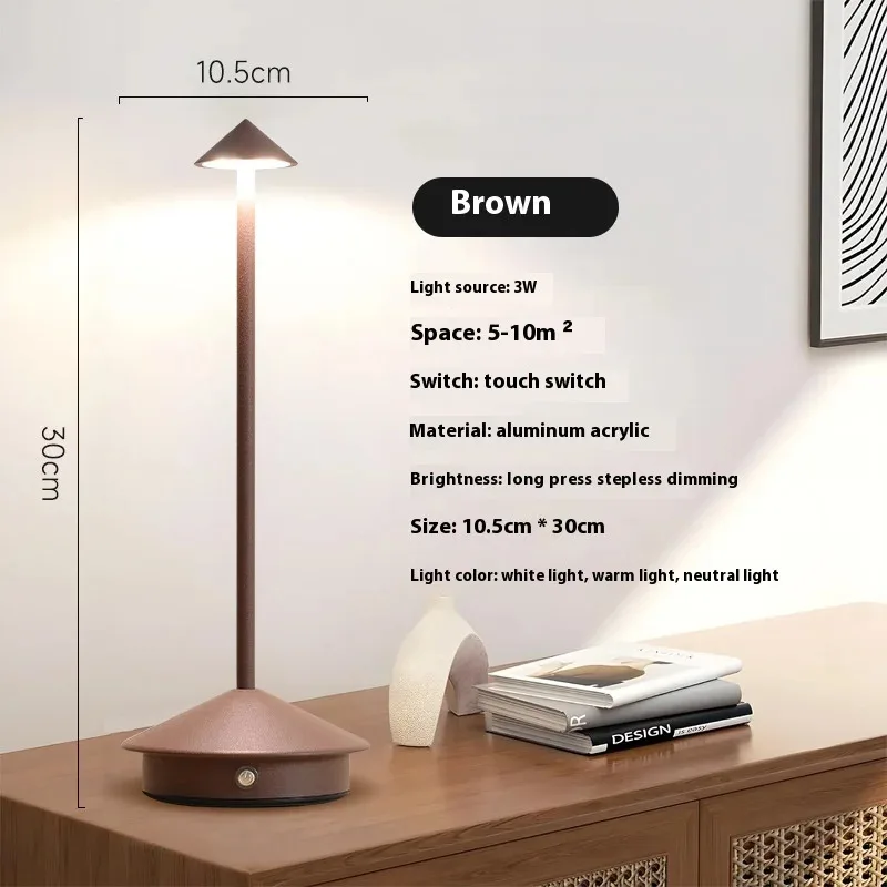 Aufladbare LED Tischlampe aus gebürstetem Aluminium für Café und Gastronomie