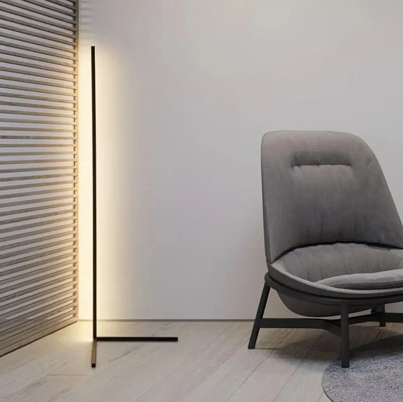 RGB Eck-Stehlampe mit Fernbedienung für Gaming-Zimmer und Wohnzimmer