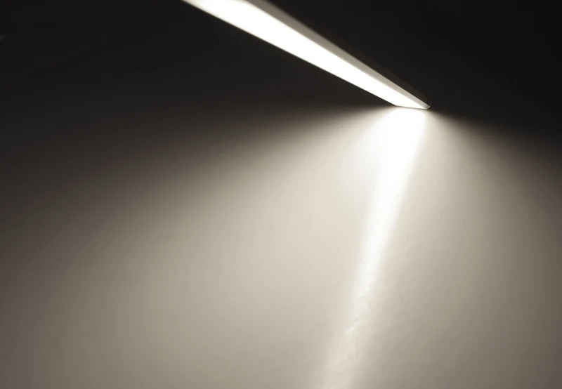 LED Unterbauleuchte 60cm, 230V, Direktbetrieb, Warmweiß/Neutralweiß, Aluminium-Gehäuse, 10W, Nicht Dimmbar, IP20, Inkl. 1,5m Kabel und Stecker