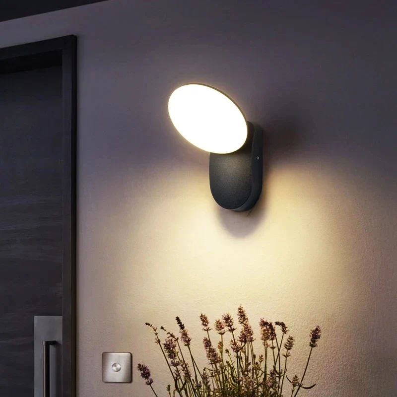 Moderne LED Außenwandleuchte mit Bewegungsmelder für Garten und Wegbeleuchtung