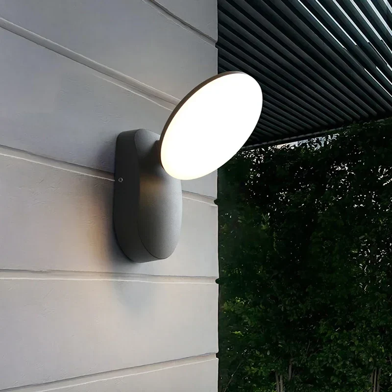 Moderne LED Außenwandleuchte mit Bewegungsmelder für Garten und Wegbeleuchtung