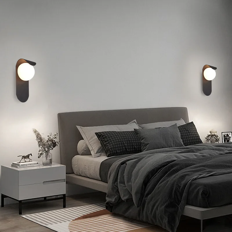 Moderne LED Wandlampe für Flur und minimalistisches Schlafzimmer