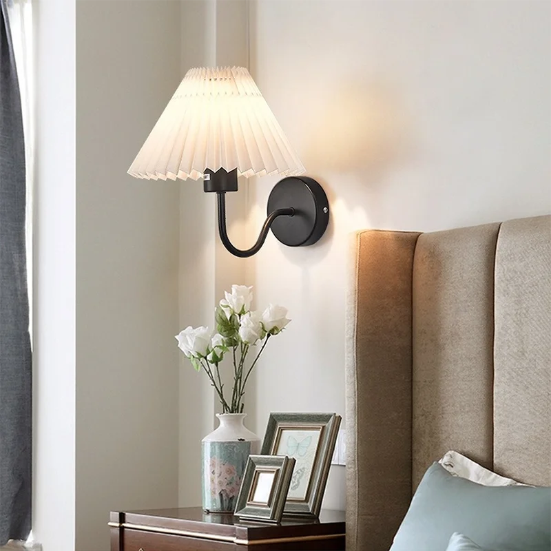 Nordische Fächer Wandlampe mit Plissee für Wohnzimmer und Schlafzimmer