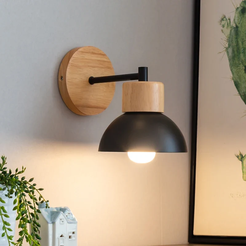 Nordische Holz LED Wandleuchte für Schlafzimmer und Flur