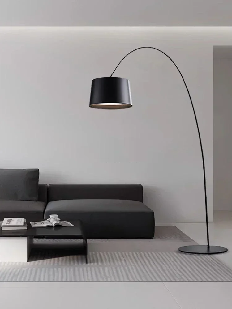 Moderne Bogenlampe aus Aluminium für Wohnzimmer und Schlafzimmer