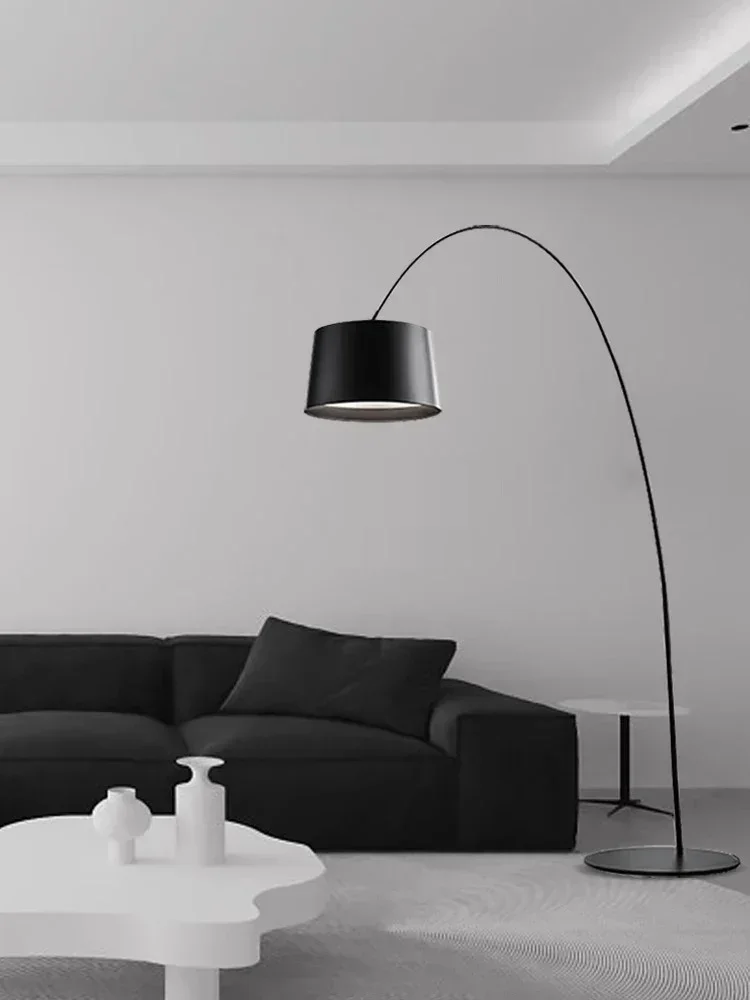 Moderne Bogenlampe aus Aluminium für Wohnzimmer und Schlafzimmer