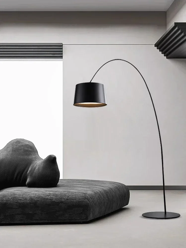 Moderne Bogenlampe aus Aluminium für Wohnzimmer und Schlafzimmer